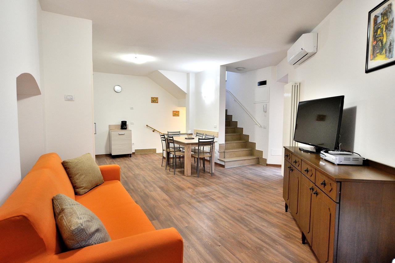 Apartment Del Pescatore Torri Del Benaco Εξωτερικό φωτογραφία